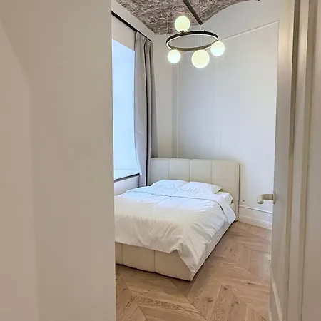 Luxury Prime Location Parking Βαρσοβία