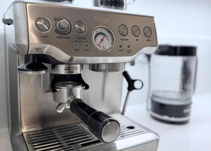 Luxury Prime Location Parking Apartment